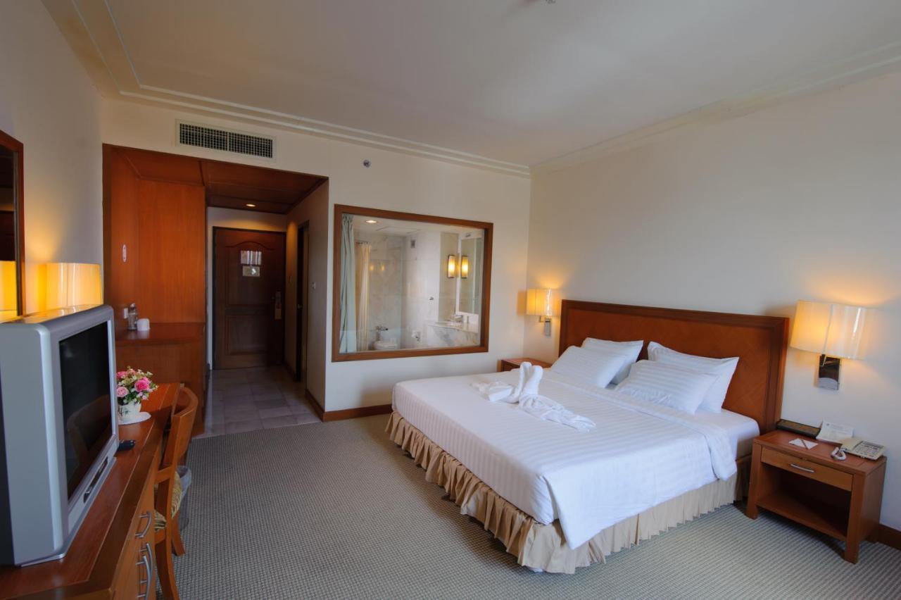 Grand Mandarin Betong Hotel Exterior foto